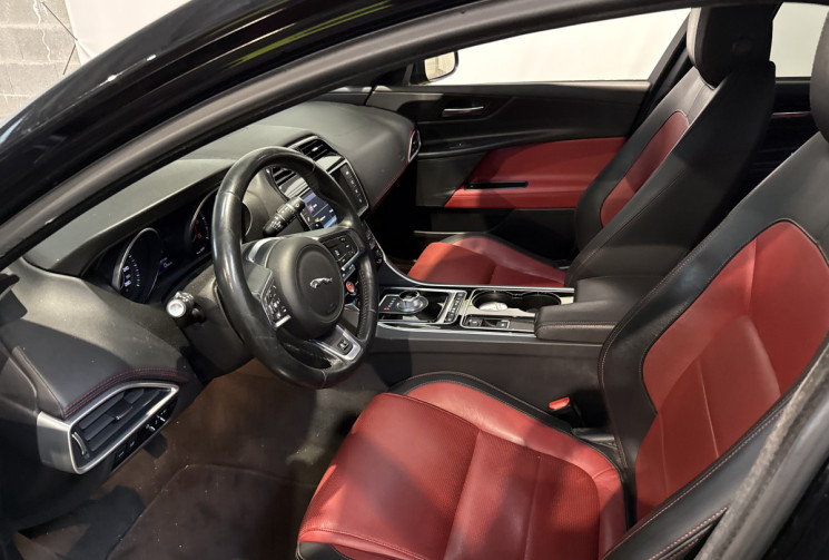 Jaguar XE 2.0D 180ch R-Sport AWD BVA8