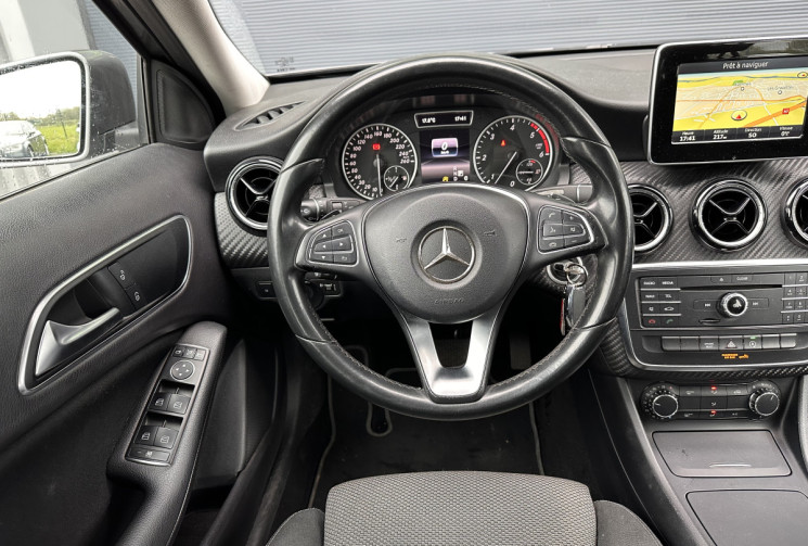 Mercedes GLA 200 2.1 CDi 16V 7G-DCT 136 cv INTUITION - CAMERA -