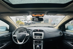 Lancia DELTA III 1.6 Multijet 120 Platino Toit ouvrant / siège alcantara / Attelage