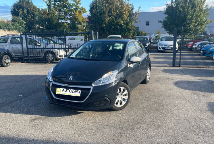 Peugeot 208 68 CH / LIKE 
