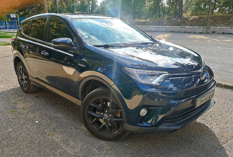 Toyota RAV4 Ph2 - HYBRIDE - 2.5L197CH - 2WD - BLAKC ED. - CUIR - CAMERA - TO - ATTELAGE