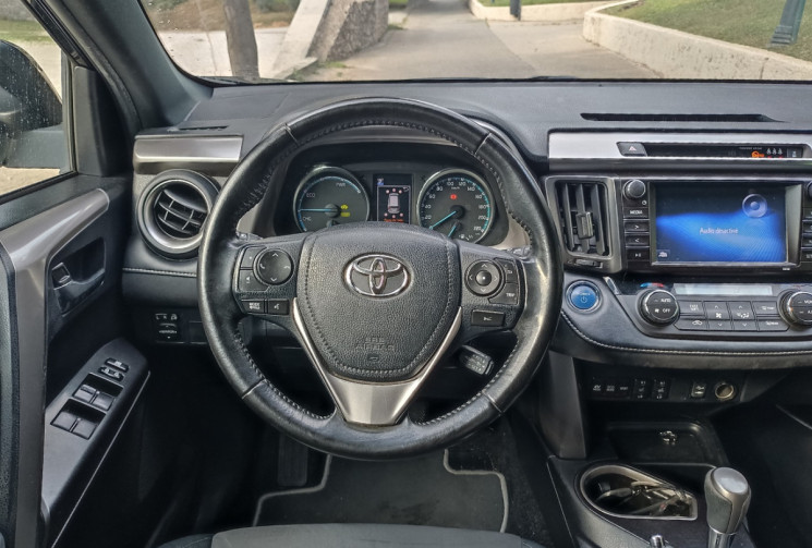 Toyota RAV4 Ph2 - HYBRIDE - 2.5L 197CH - 2WD - BLAKC ED. - CUIR - CAMERA - TO - ATTELAGE Toyota RAV4 Ph2 - HYBRIDE - 2.5L 197CH - 2WD - BLAKC ED. - CUIR - CAMERA - TO - ATTELAGE