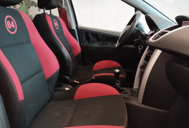 Peugeot 207 1.4 VTi 16V 95 cv EDITION 64 5P