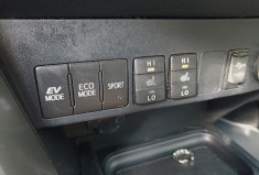 Toyota RAV4 Ph2 - HYBRIDE - 2.5L197CH - 2WD - BLAKC ED. - CUIR - CAMERA - TO - ATTELAGE