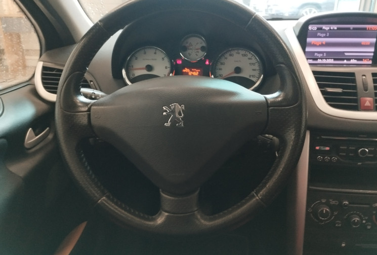 Peugeot 207 1.4 VTi 16V 95 cv EDITION 64 5P