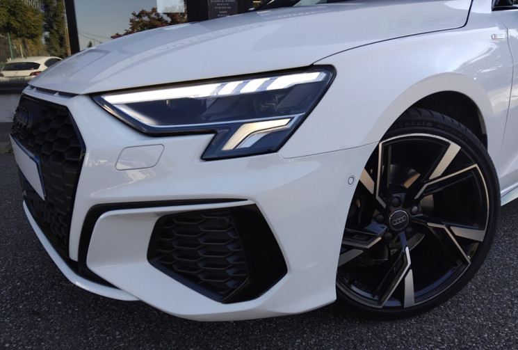 Audi A3 SPORTBACK  IV 35 TDI 150 S LINE S Tronic 7 - Suivi Audi - Toit Ouvrant