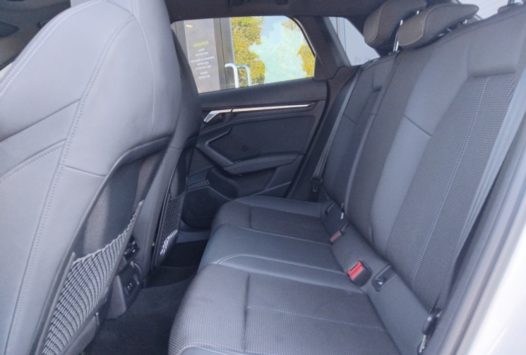 Audi A3 SPORTBACK  IV 35 TDI 150 S LINE S Tronic 7 - Suivi Audi - Toit Ouvrant