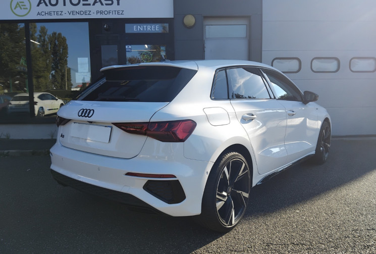 Audi A3 SPORTBACK  IV 35 TDI 150 S LINE S Tronic 7 - Suivi Audi - Toit Ouvrant