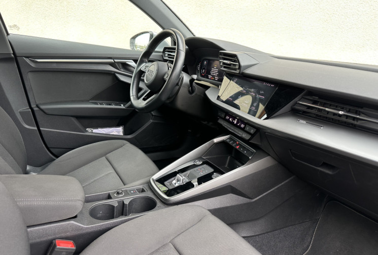 Audi A3 SPORTBACK 35 2.0 TDI S-Tronic7 150 CH BVA BUSINESS LINE / 1ERE MAIN / TVA RÉCUPÉRABLE