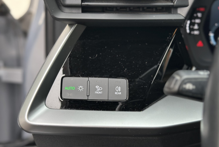 Audi A3 SPORTBACK 35 2.0 TDI S-Tronic7 150 CH BVA BUSINESS LINE / 1ERE MAIN / TVA RÉCUPÉRABLE