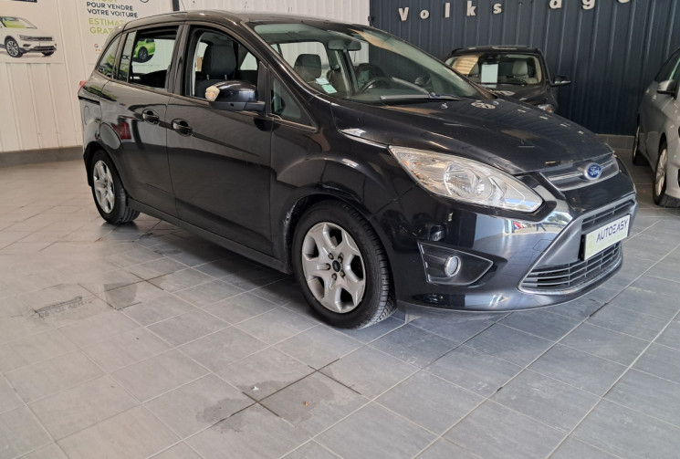 Ford GRAND C-MAX 1.6 TDCI 95 TREND 7PL - OPTIONS - ENTRETIEN - GARANTIE - Ford GRAND C-MAX 1.6 TDCI 95 TREND 7PL - OPTIONS - ENTRETIEN - GARANTIE -