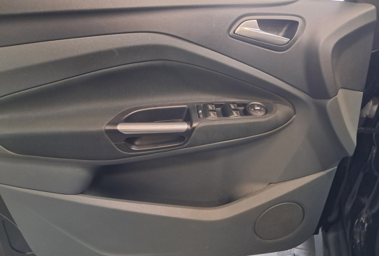 Ford GRAND C-MAX 1.6 TDCI 95 TREND - OPTIONS - ENTRETIEN - GARANTIE -