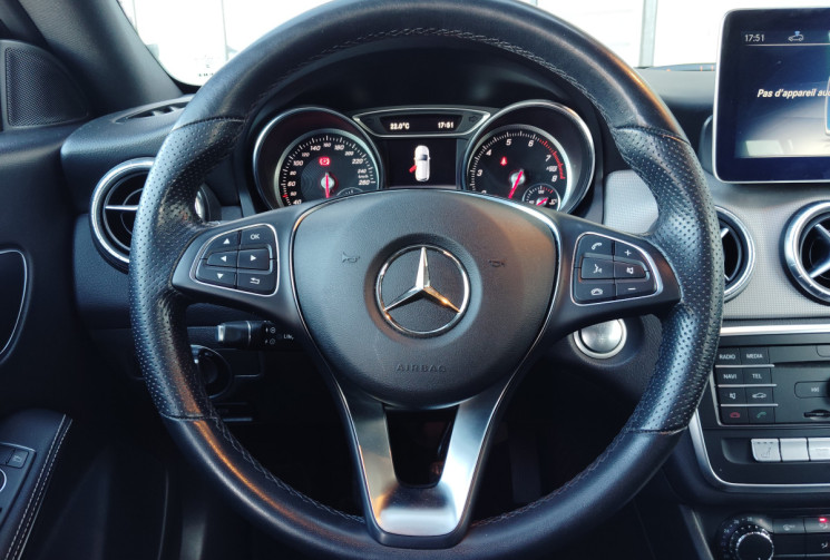 Mercedes CLA SHOOTING BRAKE  180 Fascination