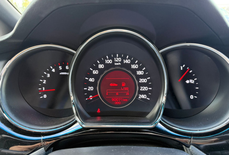 Kia ProCeed /Ceed 1.6 CRDI 110ch CARPLAY CAMERA DE RECUL Kia ProCeed /Ceed 1.6 CRDI 110ch CARPLAY CAMERA DE RECUL