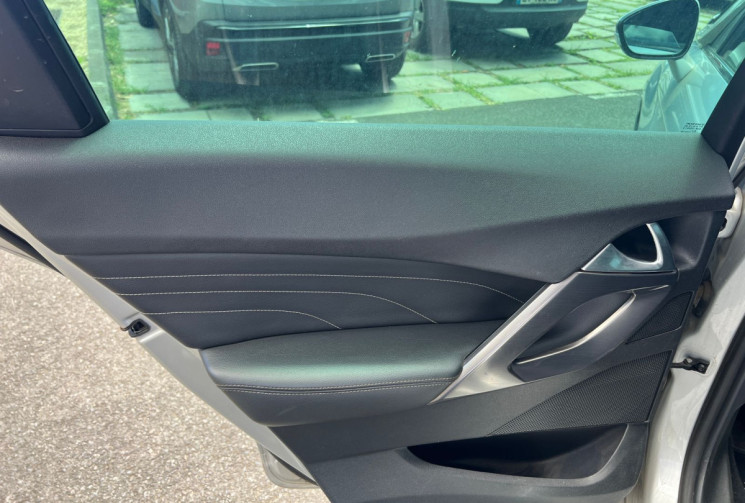 DS DS5  2.0 Blue HDi 200 Hybrid4 4X4 ETG6 S&S 163 cv Boîte auto