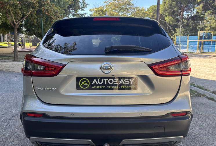 Nissan Qashqai Phase 2 - Tekna 1.6 dCi 2WD 130 cv TOIT PANORAMIQUE - ATTELAGE - SIEGE CHAUFFANT