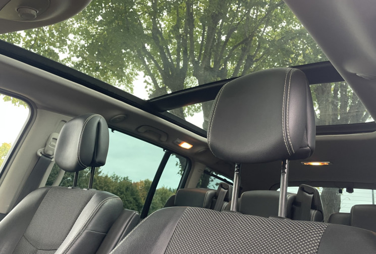 Renault Grand Espace IV 2.0 DCI / Boite Auto / 7 Places / Toit panoramique / Crochet d'attelage 