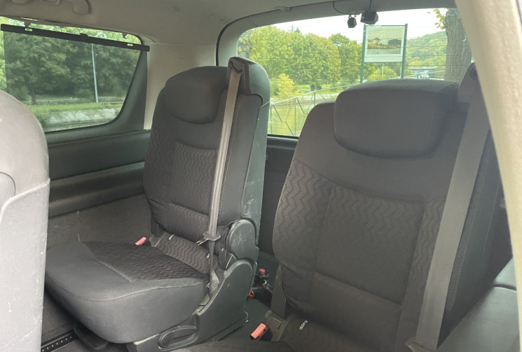 Renault Grand Espace IV 2.0 DCI / Boite Auto / 7 Places / Toit panoramique / Crochet d'attelage 