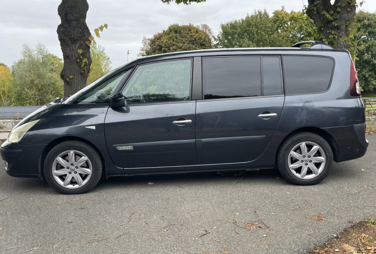 Renault Grand Espace IV 2.0 DCI / Boite Auto / 7 Places / Toit panoramique / Crochet d'attelage 