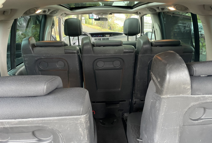 Renault Grand Espace IV 2.0 DCI / Boite Auto / 7 Places / Toit panoramique / Crochet d'attelage 