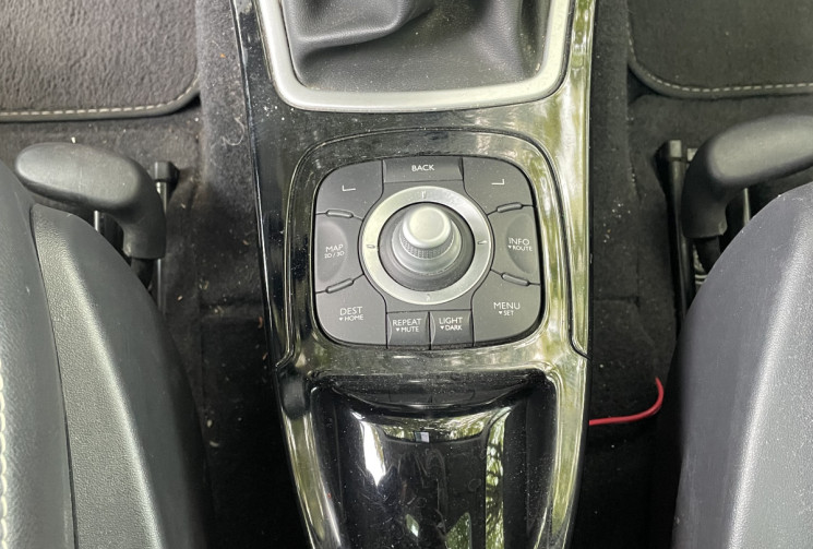 Renault Grand Espace IV 2.0 DCI / Boite Auto / 7 Places / Toit panoramique / Crochet d'attelage 