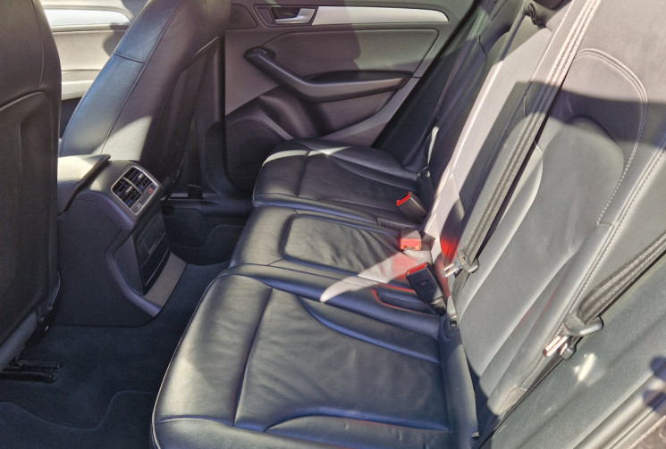 Audi Q5 Audi Q5 3.0 V6 TDI 258CH Boîte auto