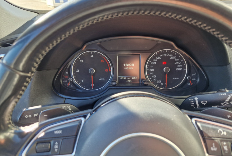 Audi Q5 Audi Q5 3.0 V6 TDI 258CH Boîte auto