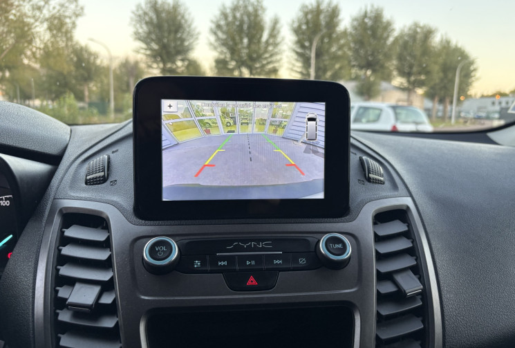 Ford Transit Connect 1.5 ECOBLUE 100 LIMITED 9000HT