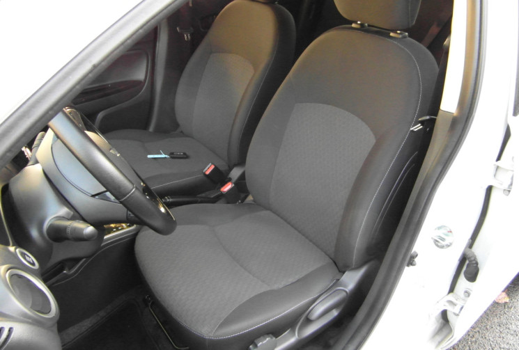 Mitsubishi SPACE STAR SPACE STAR 1.2 MIVEC INTENSE NAVI CONNECT 