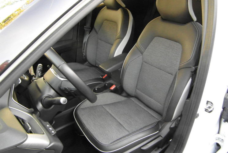 Renault Captur INTENS 140 PACK TECHNO BOSE