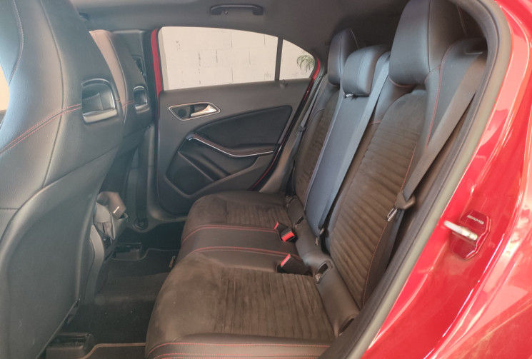 Mercedes Classe A 180 Fascination Pack A45 AMG 122 ch Entretien Mercedes Exclusif