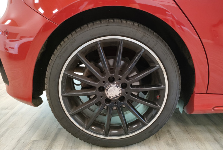 Mercedes Classe A 180 Fascination Pack A45 AMG 122 ch Entretien Mercedes Exclusif