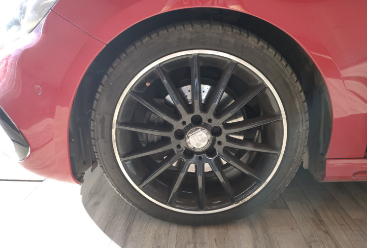 Mercedes Classe A 180 Fascination Pack A45 AMG 122 ch Entretien Mercedes Exclusif