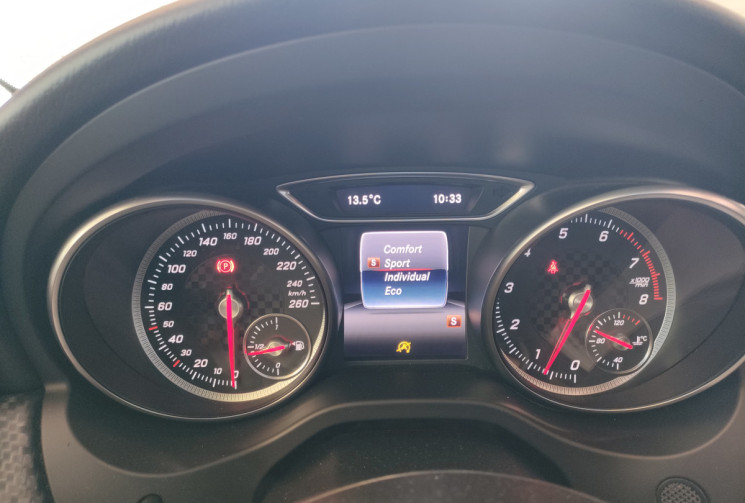 Mercedes Classe A 180 Fascination Pack A45 AMG 122 ch Entretien Mercedes Exclusif