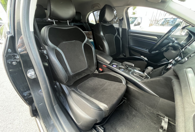Renault Megane 4 IV 1.5 dCi 110ch Energy Intens EDC
