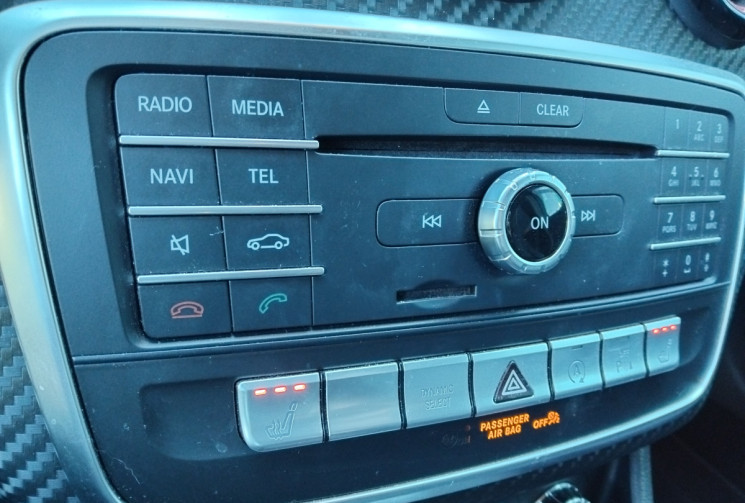 Mercedes Classe A 250 4MATIC VERSION SPORT 218 ch -Echappement clapet- Toit Ouvrant - Suivi Complet