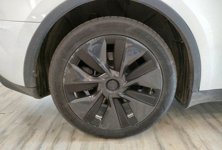 Tesla Model Y Propulsion (grande autonomie) 347ch + Attelage + Wallbox + Autopilot 