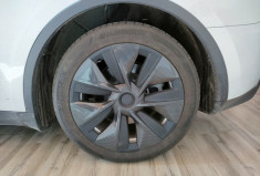 Tesla Model Y Propulsion (grande autonomie) 347ch + Attelage + Wallbox + Autopilot 