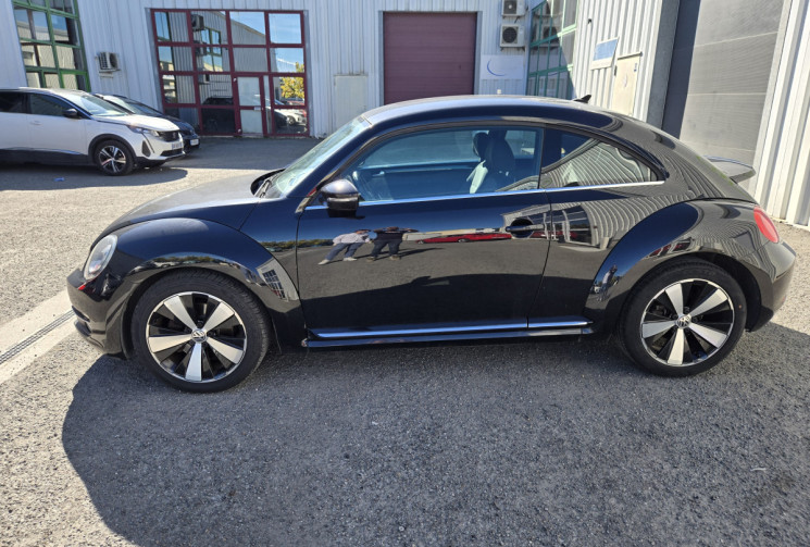 Volkswagen New Beetle 1.4 TSI 160 FENDER EDITION * DISTRIBUTION NEUVE * SIEGES CHAUFANTS * RADARS * 