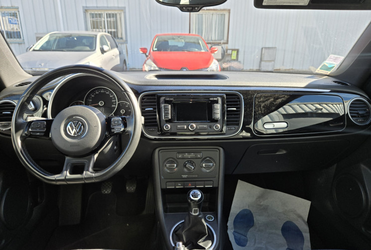 Volkswagen New Beetle 1.4 TSI 160 FENDER EDITION * DISTRIBUTION NEUVE * SIEGES CHAUFANTS * RADARS * 