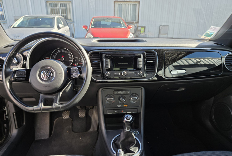 Volkswagen New Beetle 1.4 TSI 160 FENDER EDITION * DISTRIBUTION NEUVE * SIEGES CHAUFANTS * RADARS * 