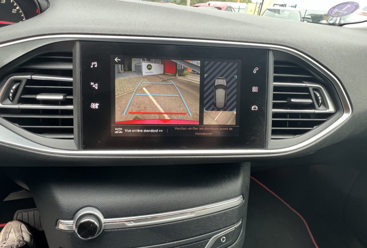 Peugeot 308 ALLURE BUSINESS  1.2 PureTech130 EAT 8 Courroie distribution changée