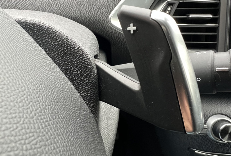 Peugeot 308 ALLURE BUSINESS  1.2 PureTech130 EAT 8 Courroie distribution changée