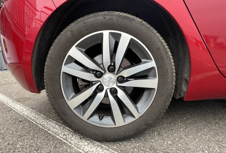 Peugeot 308 ALLURE BUSINESS  1.2 PureTech130 EAT 8 Courroie distribution changée