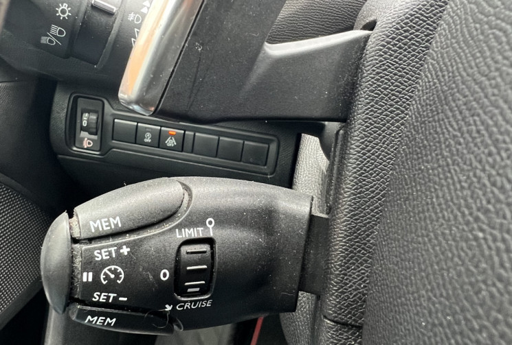 Peugeot 308 ALLURE BUSINESS  1.2 PureTech130 EAT 8 Courroie distribution changée