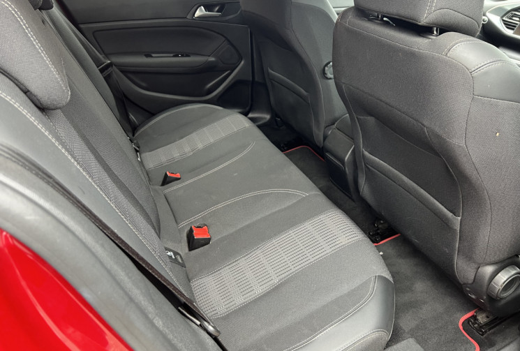 Peugeot 308 ALLURE BUSINESS  1.2 PureTech130 EAT 8 Courroie distribution changée