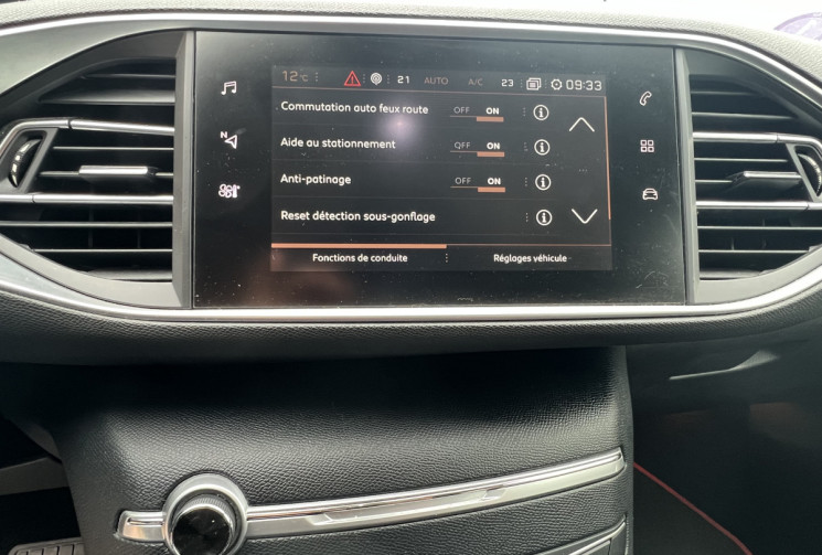 Peugeot 308 ALLURE BUSINESS  1.2 PureTech130 EAT 8 Courroie distribution changée