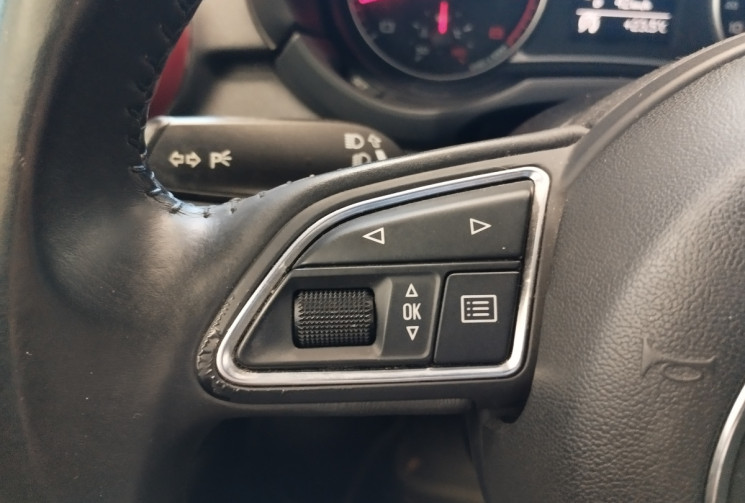 Audi A1 I 3 Portes 1.2 TFSI 85 cv FINITION AMBIENTE 