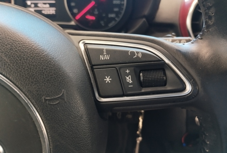 Audi A1 I 3 Portes 1.2 TFSI 85 cv FINITION AMBIENTE 