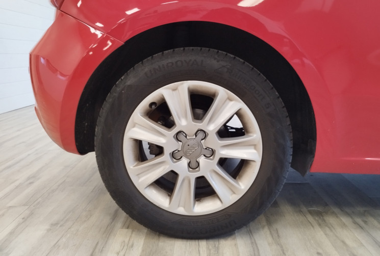 Audi A1 I 3 Portes 1.2 TFSI 85 cv FINITION AMBIENTE 